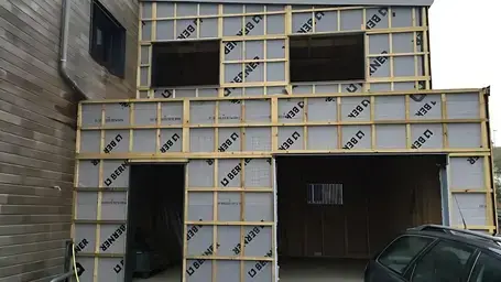 installation de bardage à Crevin - image 2